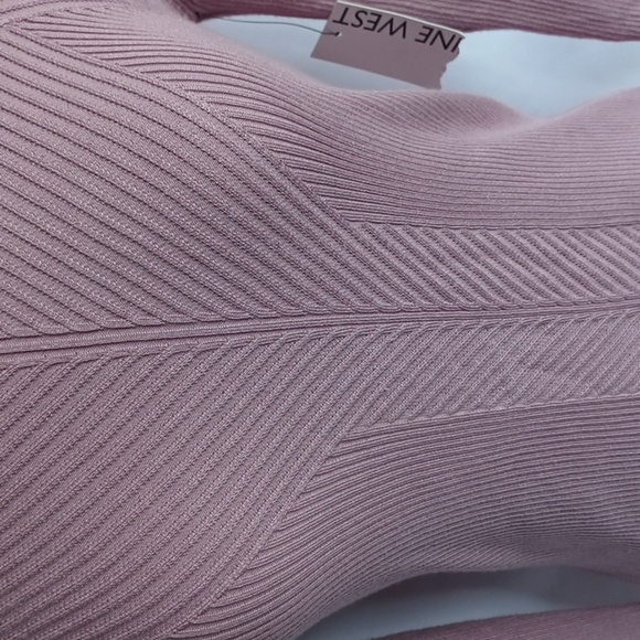 Nine West Rib Crewneck Sweater, Size L Lilac, 19" PTP, 23" L - Picture 3 of 8